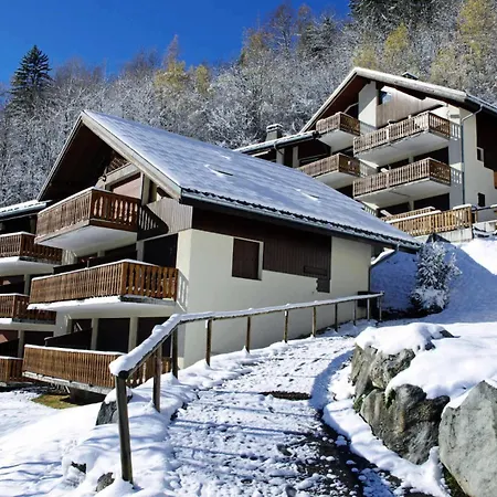 Ancolie - Hauts De Planchamp - 2 Pieces Pour 5 Personnes 801 *